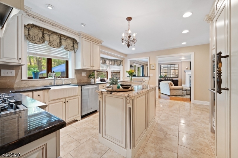 Property Photo:  4 Dogwood Dr  NJ 08844 