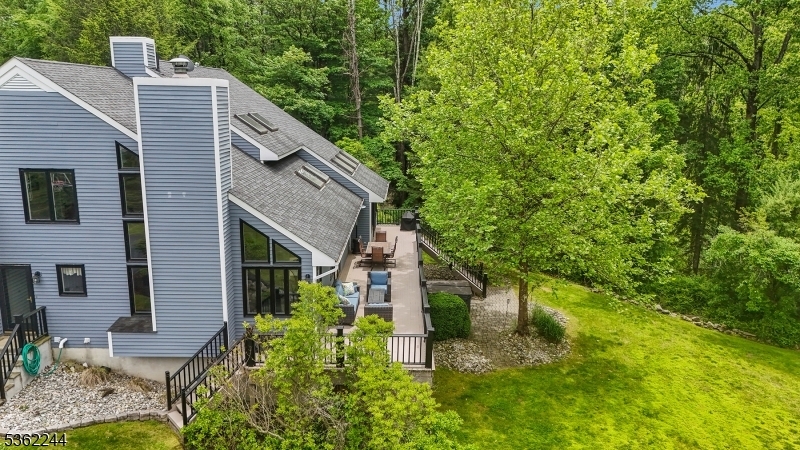 Property Photo: 25 Hook Mountain Dr NJ 08801