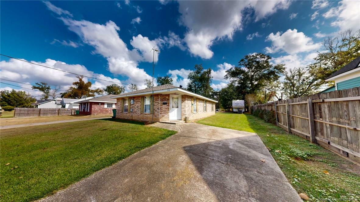 Property Photo: 310 Coffee Street LA 70633