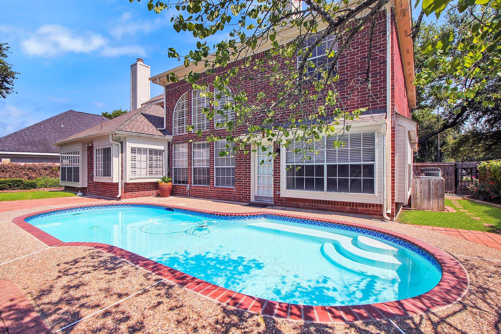 Property Photo:  14127 Swallowfield Drive  TX 77077 