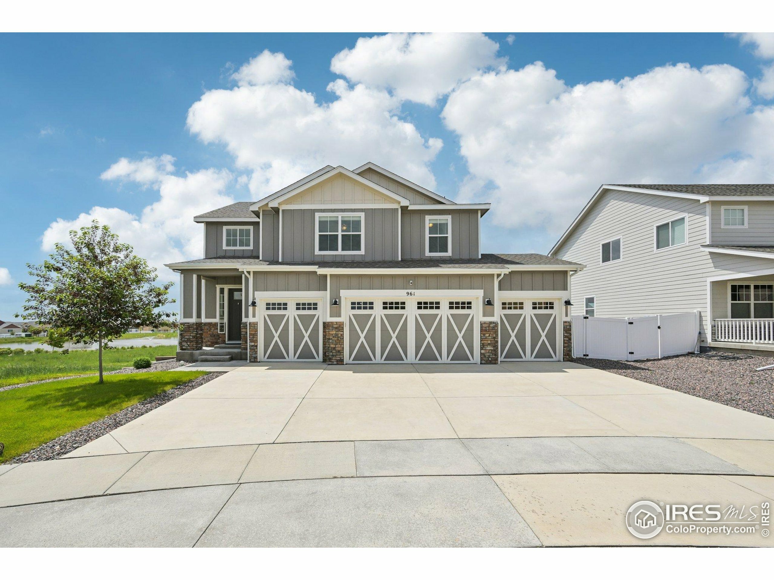 Property Photo: 961 Mouflon Dr CO 80550