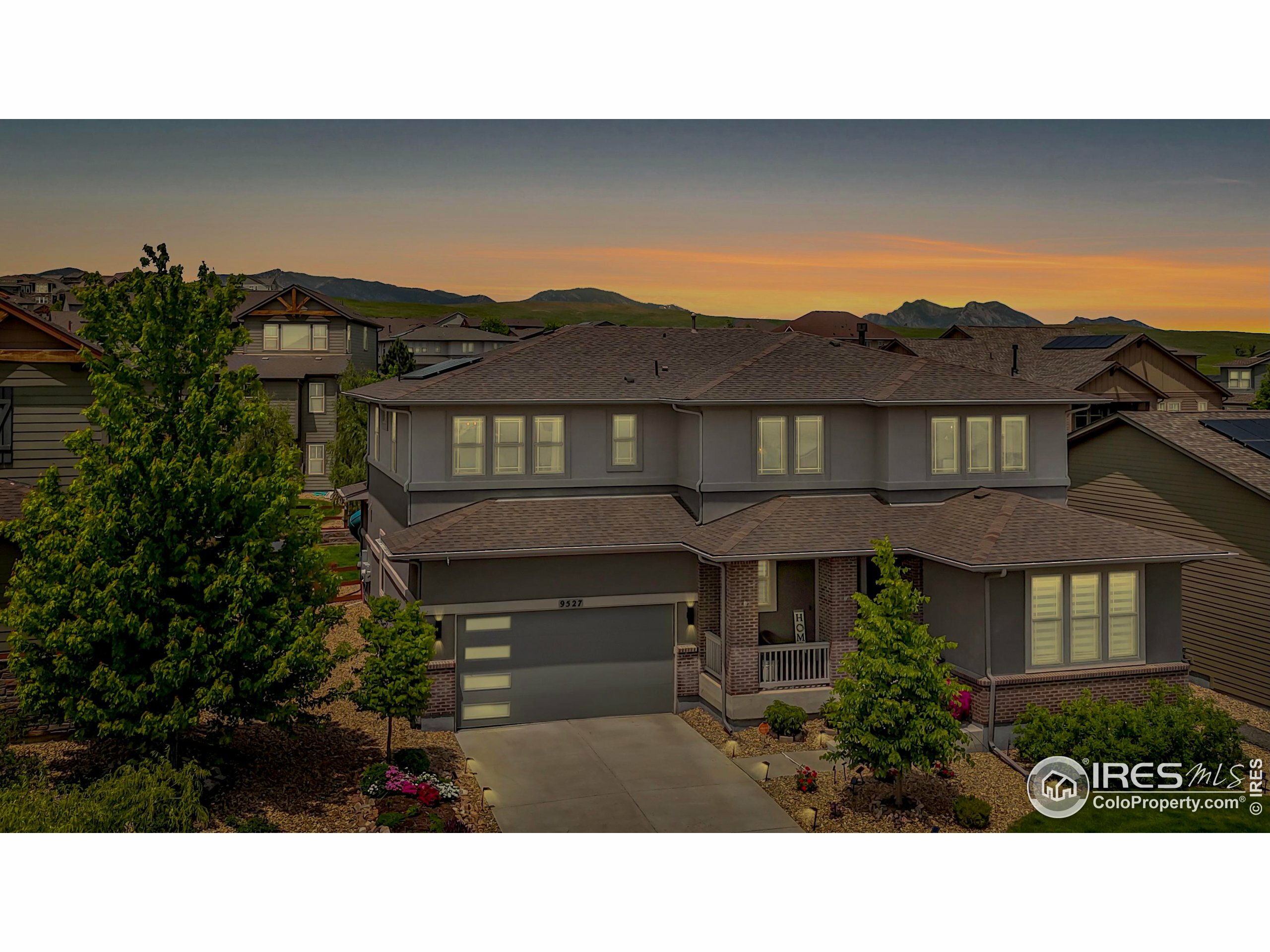 9527 Loveland Way  Arvada CO 80007 photo