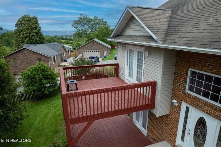 Property Photo:  262 Cresent St  TN 37752 
