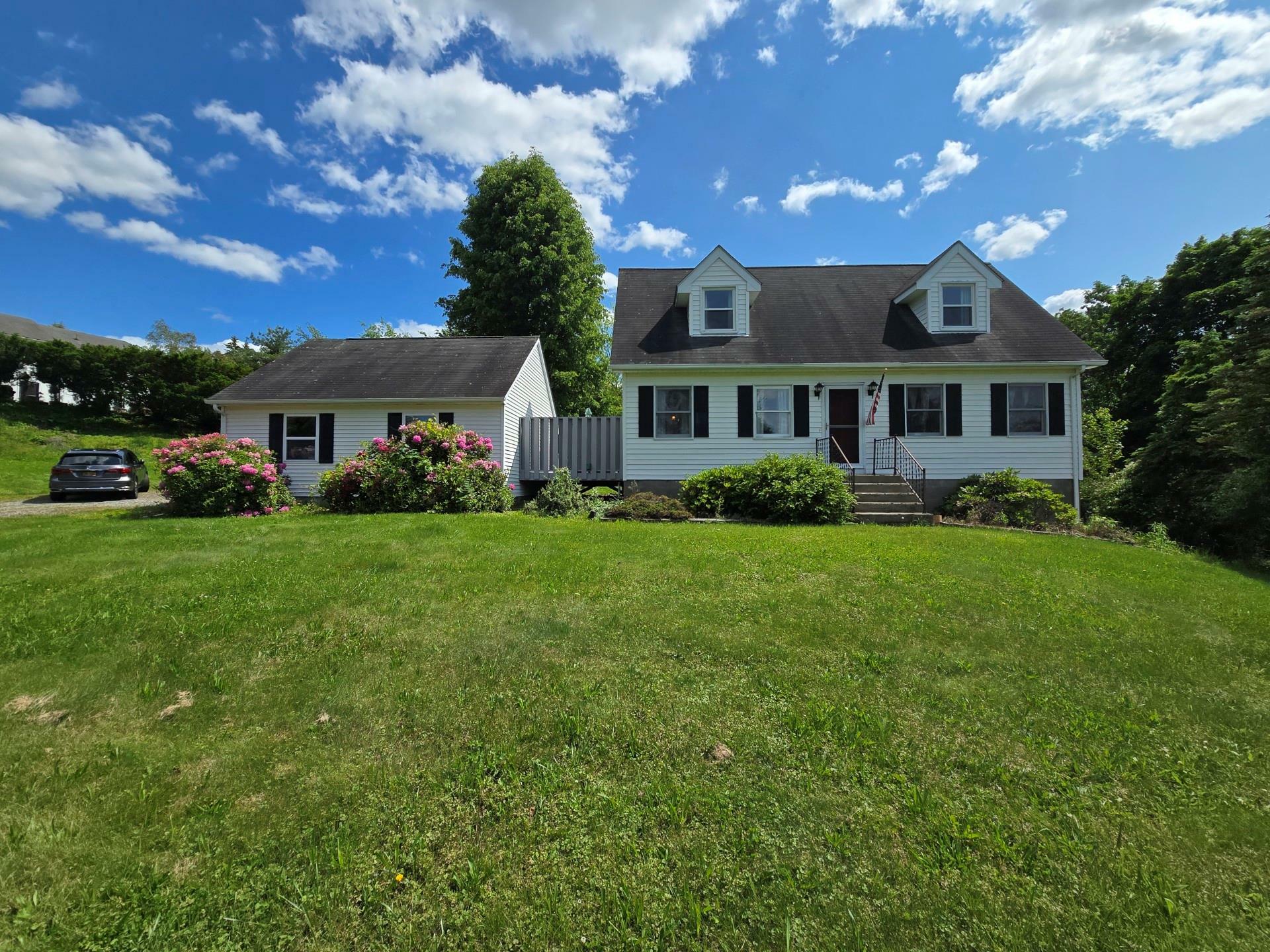 Property Photo:  11 Apple Blossom Lane  NY 12547 