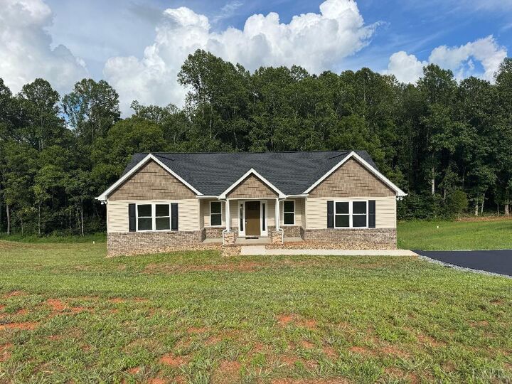 Property Photo:  2304 Spring Grove Road  VA 24593 