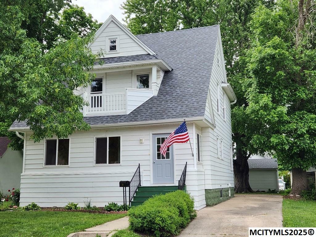 Property Photo: 610 N Jefferson IA 50401
