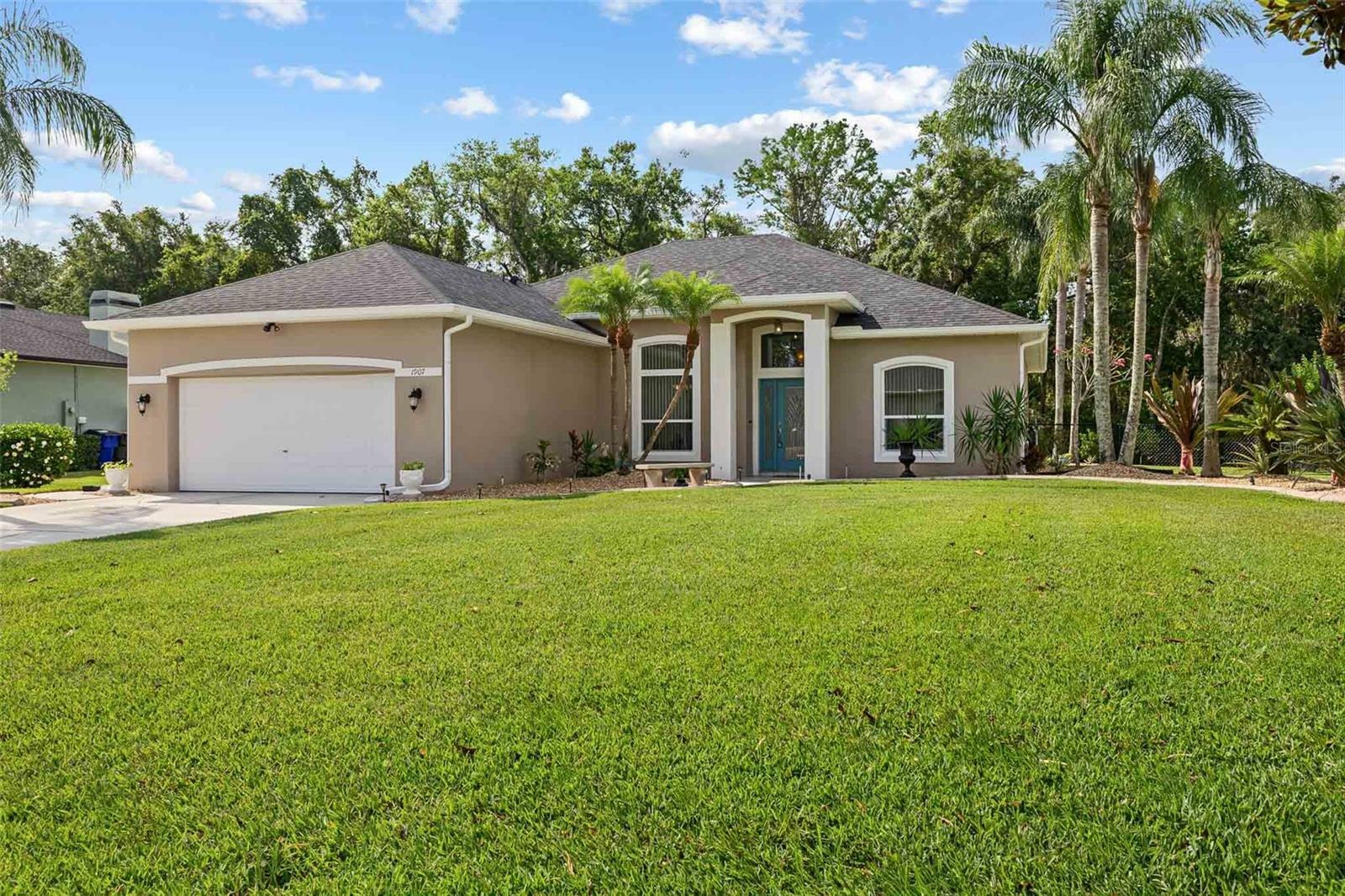 Property Photo: 1907 Sir Lancelot Circle FL 34772