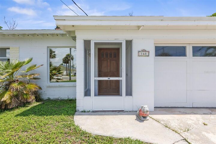 Property Photo:  168 Palmetto Avenue  FL 32136 