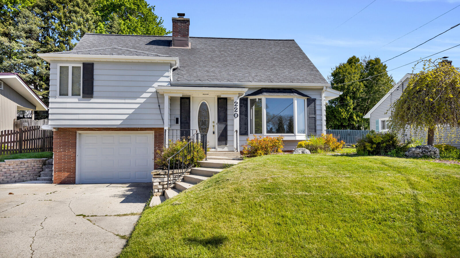 Property Photo:  220 Dicke Ave  WI 53085 