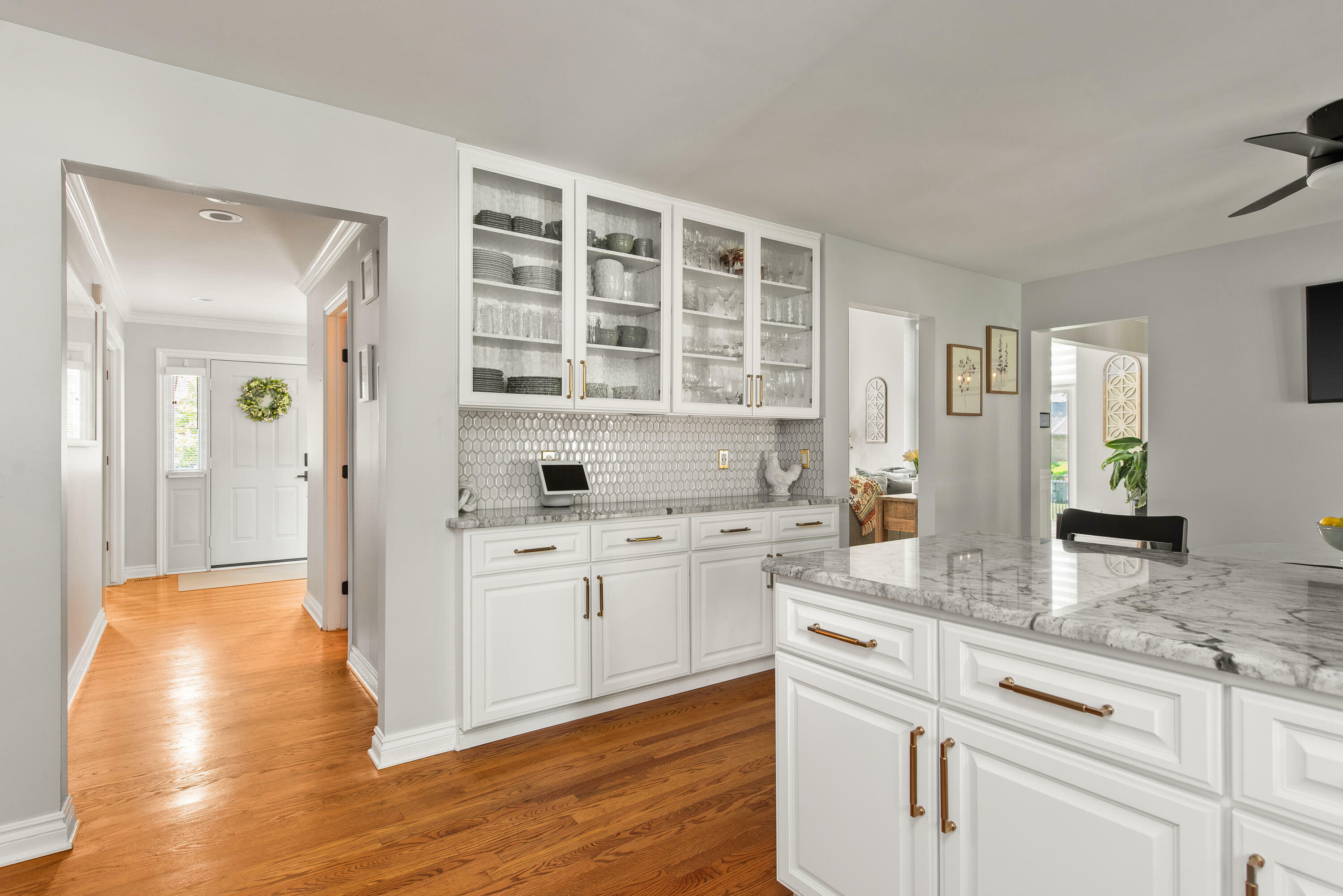 Property Photo: 53585 Oakview Drive MI 48315