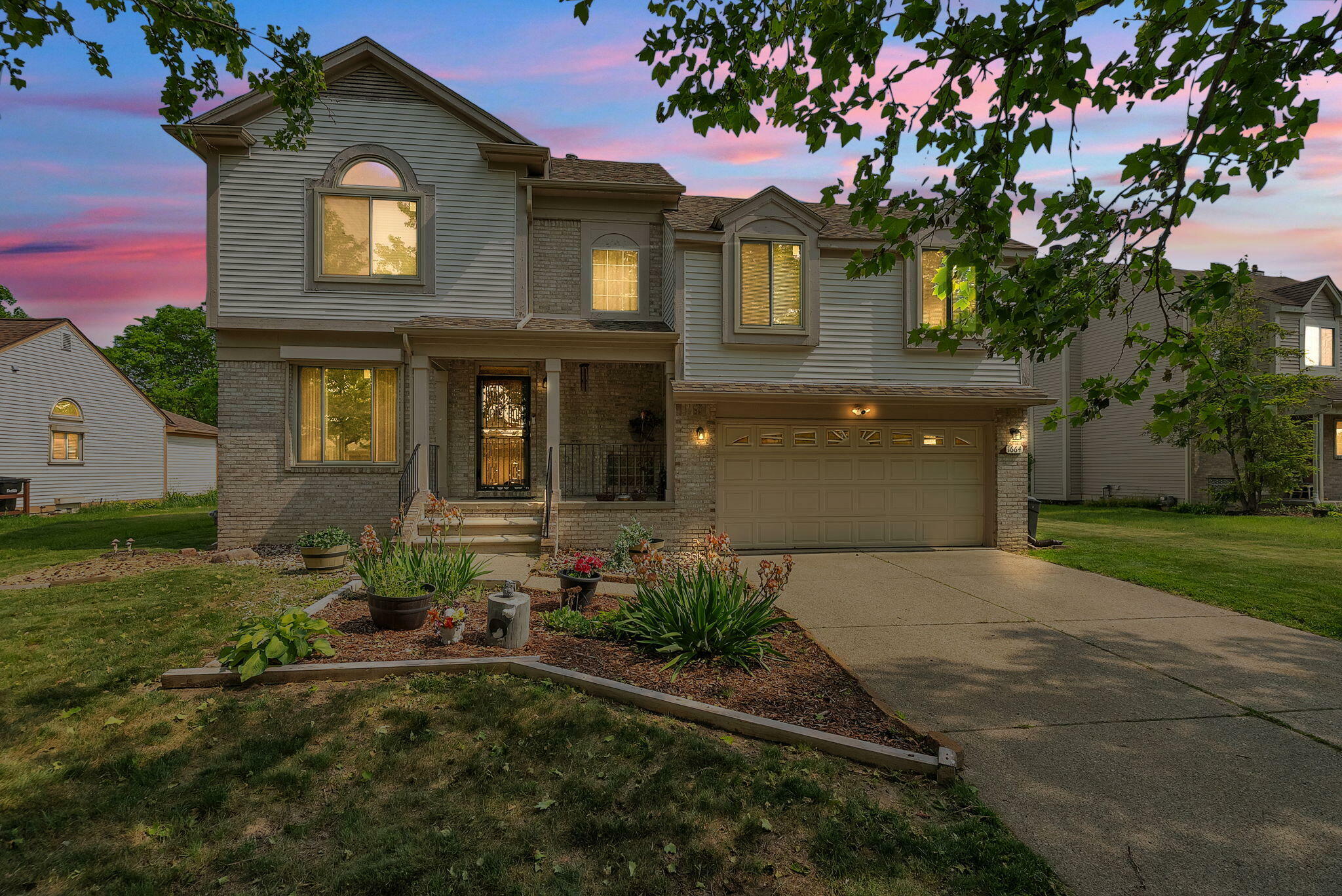 Property Photo: 1664 Estates Drive MI 48206