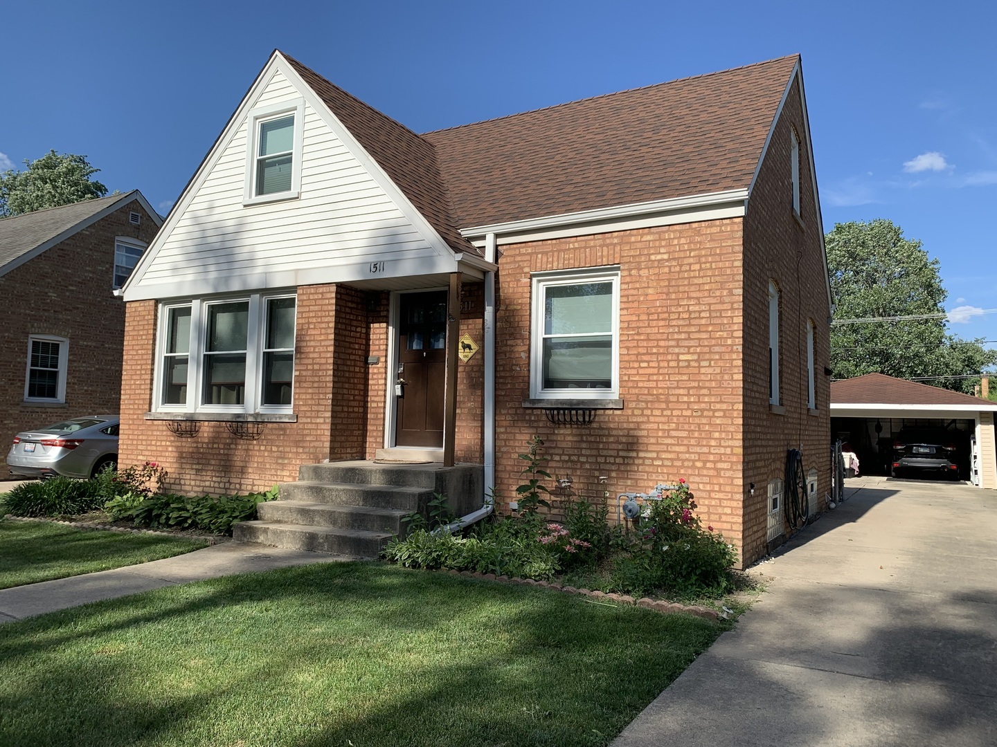 Property Photo: 1511 Kemman Avenue IL 60526