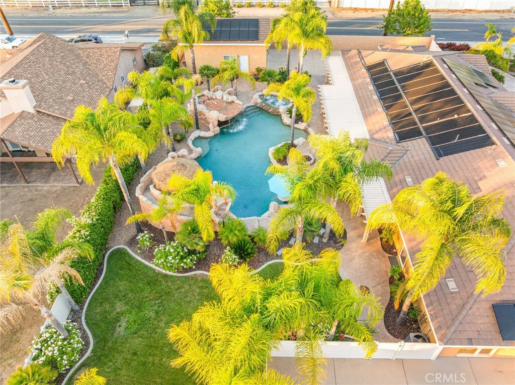 Property Photo: 41771 Aviv Court CA 92562