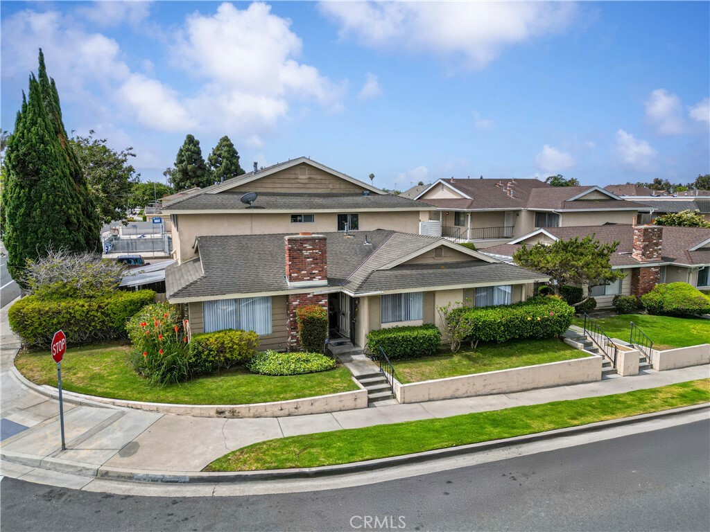 Property Photo:  7340 Corsican Drive  CA 92647 