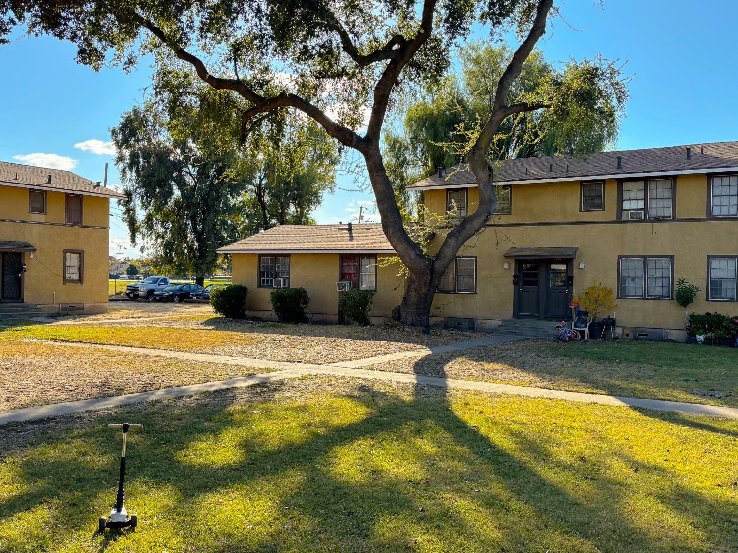 Property Photo: 1608 E 6th Street CA 95206