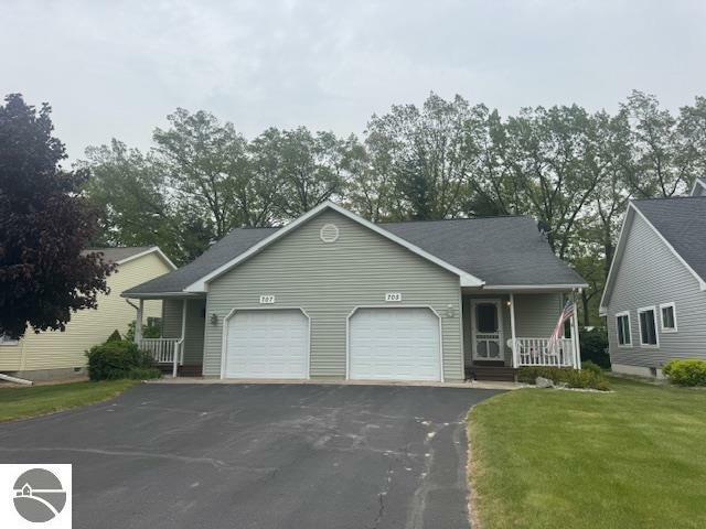 Property Photo: 705 Eastgate Place MI 49686