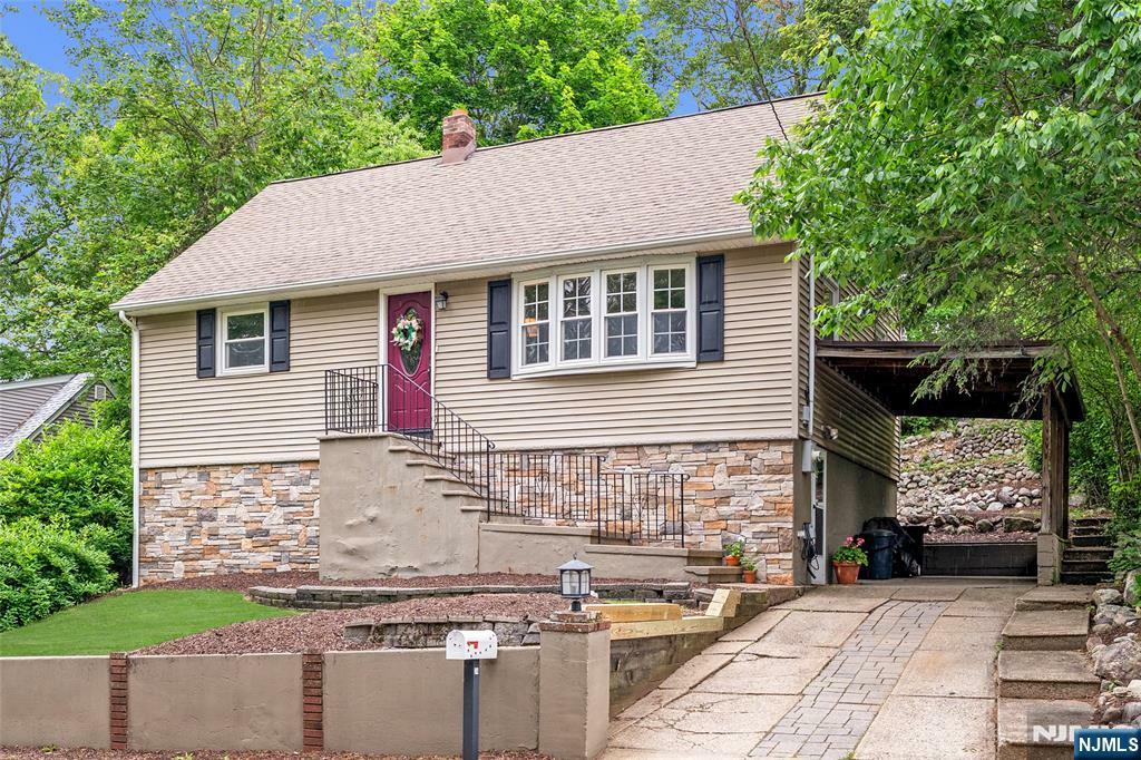 Property Photo: 24 Oakwood Drive NJ 07456