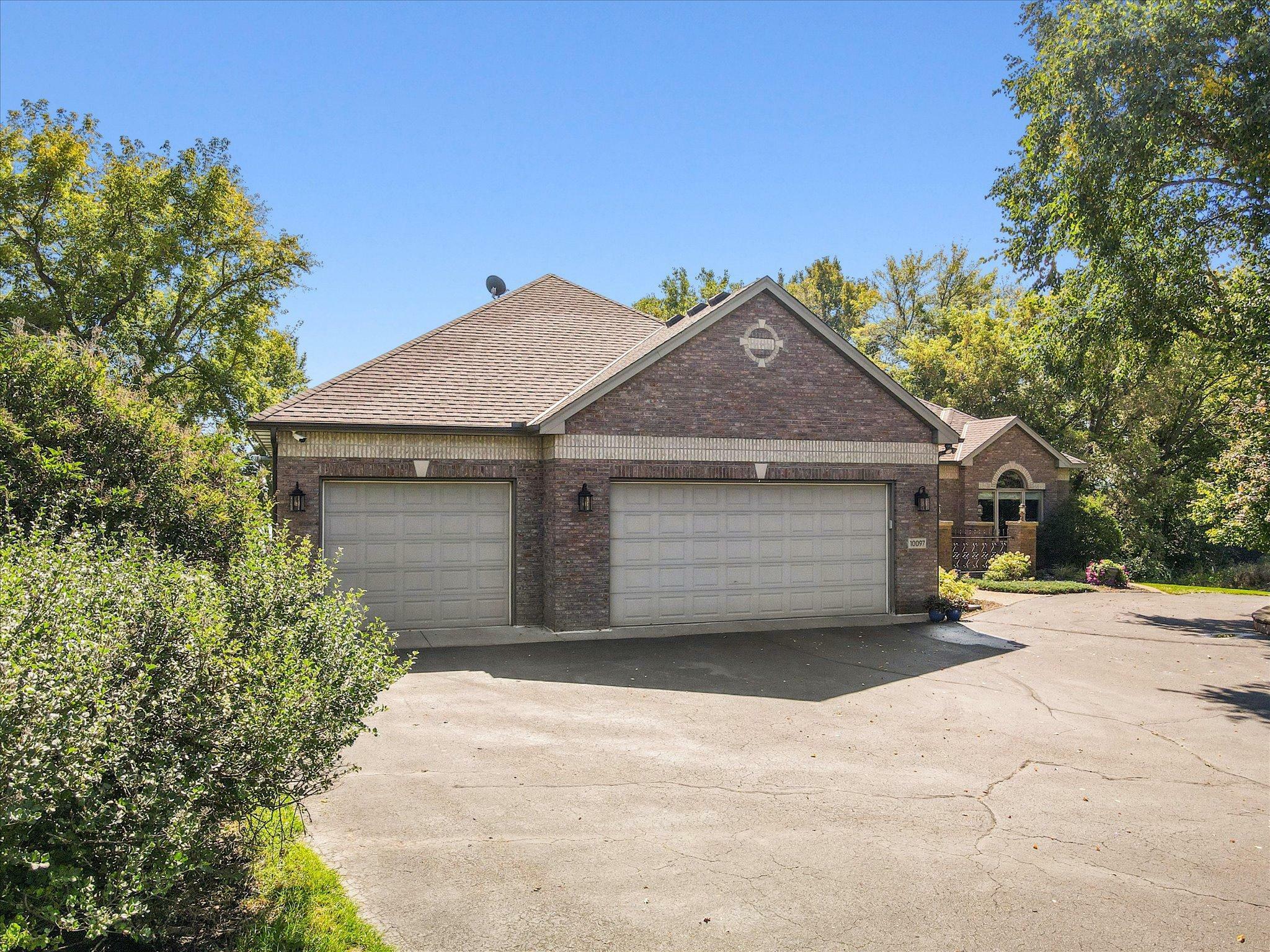 Property Photo: 10097 Wyoming Avenue MN 55013
