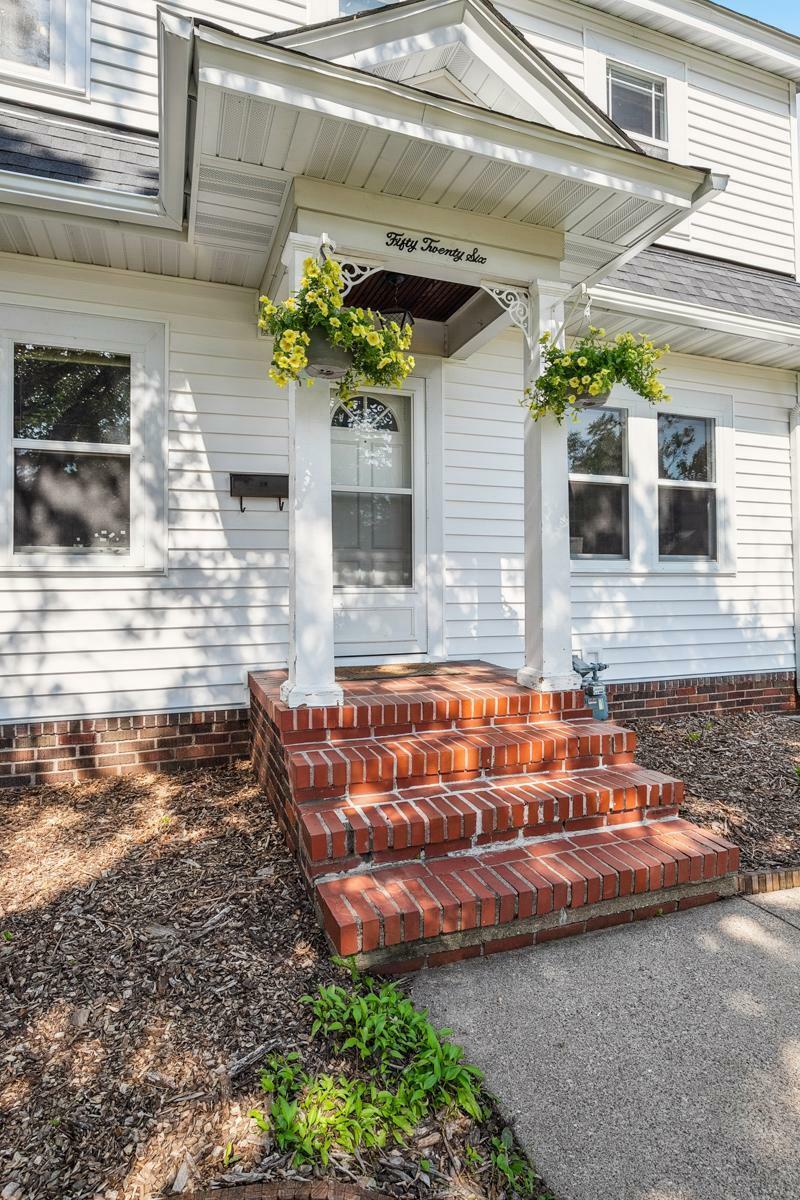 Property Photo: 5026 Nokomis Avenue MN 55417