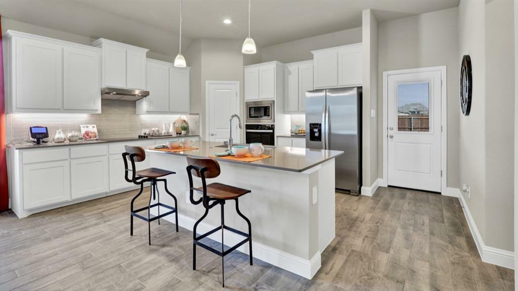 Property Photo: 303 Libby Lane TX 76063