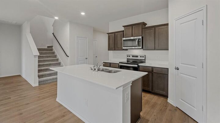 Property Photo: 434 Drake Drive TX 75125