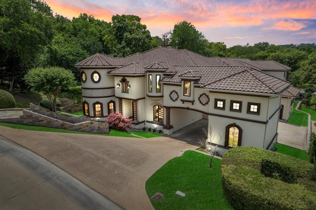 1608 Rivercrest Court  Fort Worth TX 76107 photo
