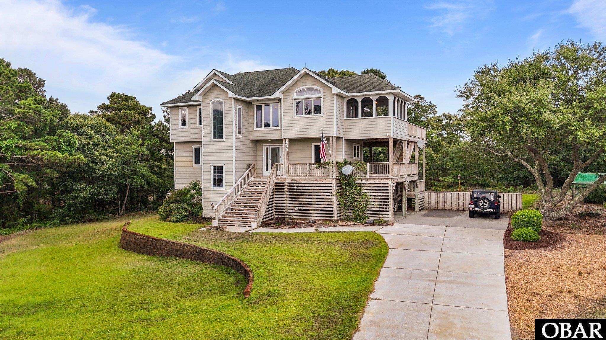 Property Photo: 409 W Raceview Court NC 27959