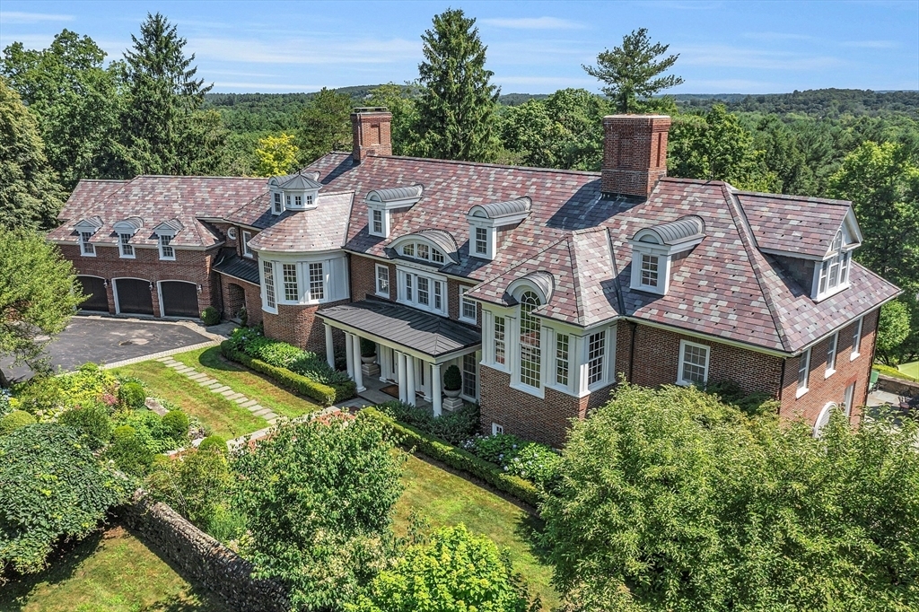 Property Photo: 29 Willard Cmn MA 01742