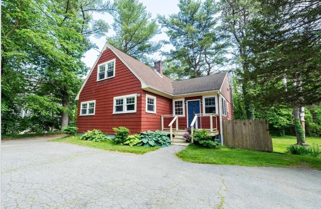 290 East St  Westwood MA 02090 photo
