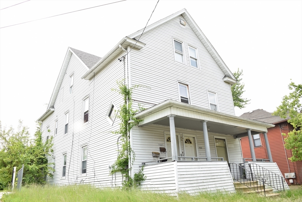 Property Photo:  1407-1409 Worcester St  MA 01151 