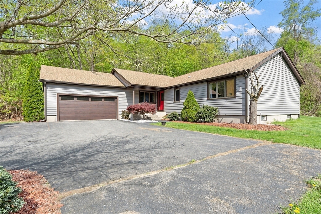 Property Photo:  25 Williams Rd  MA 01420 