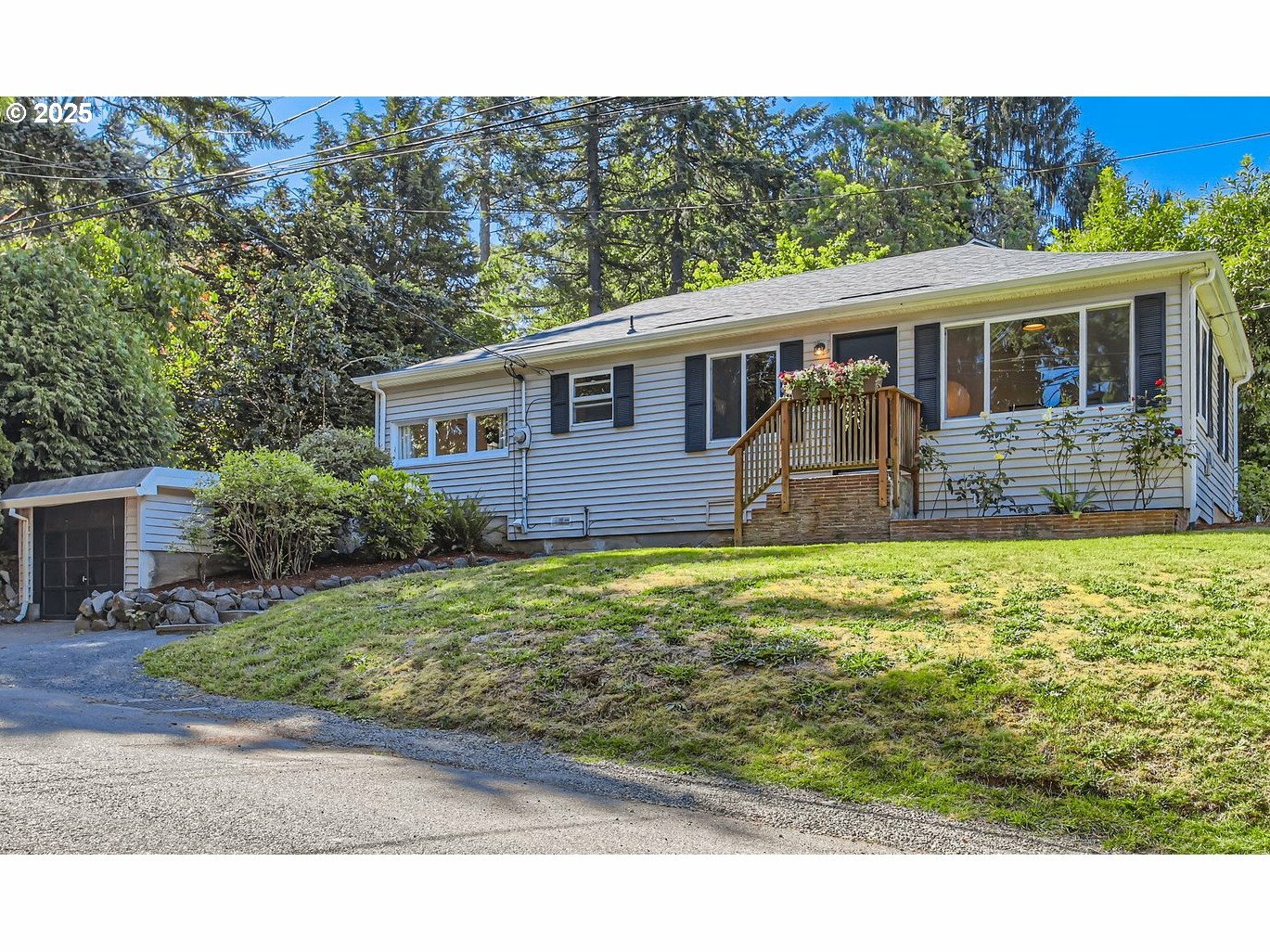 4310 SW Primrose St  Portland OR 97219 photo