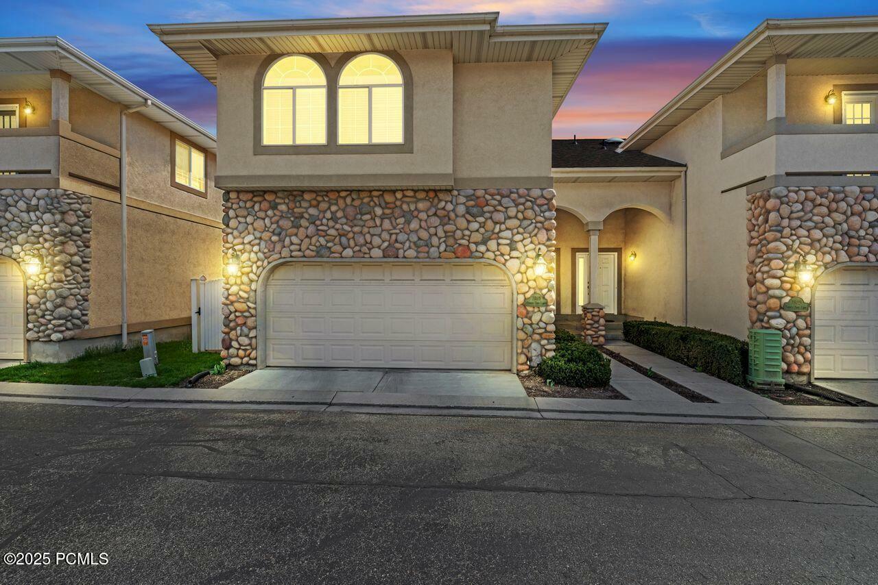 Property Photo:  7819 S Spruce Tree Lane  UT 84094 