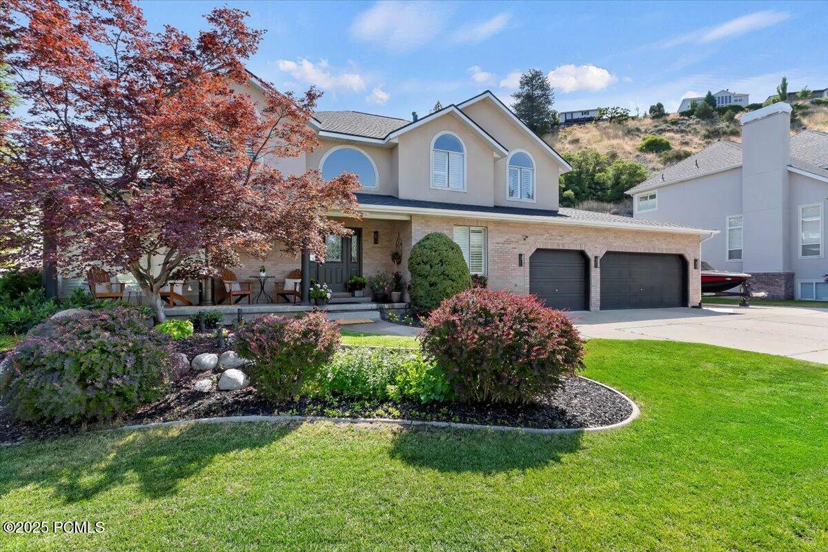 Property Photo: 8697 Willow Green Circle UT 84093