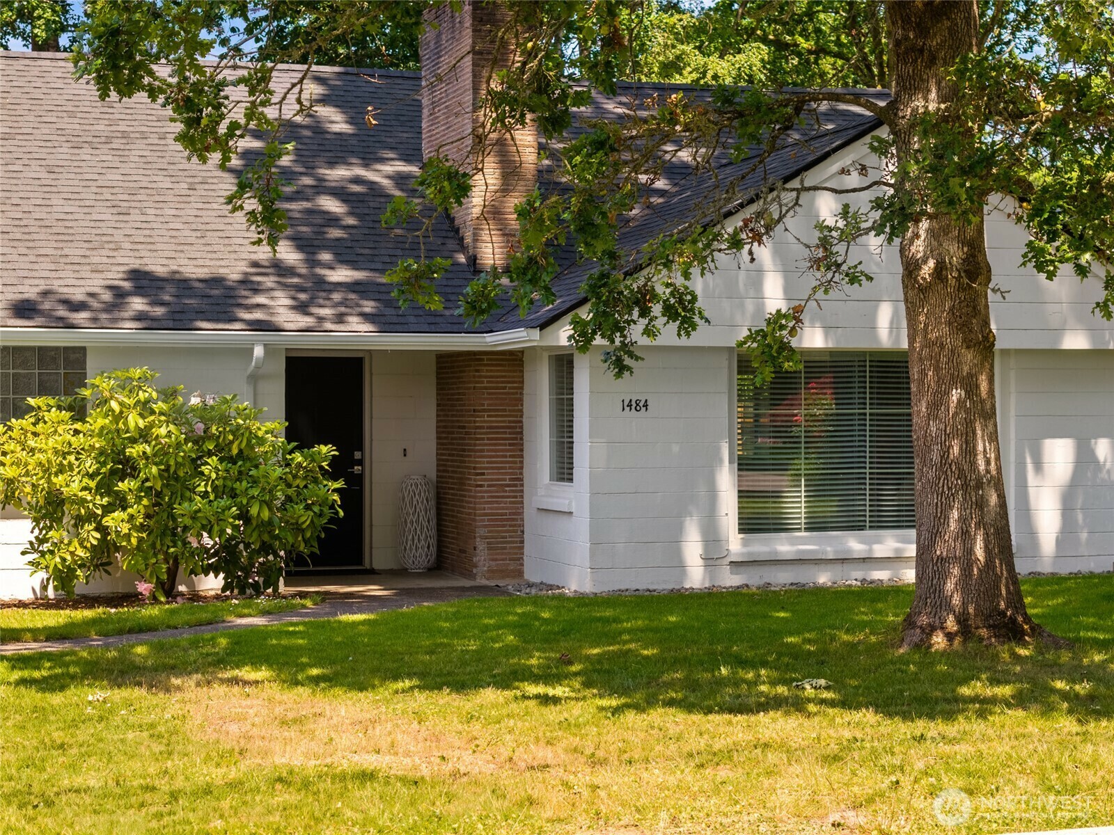 Property Photo: 1484 SW Snively Avenue WA 98532