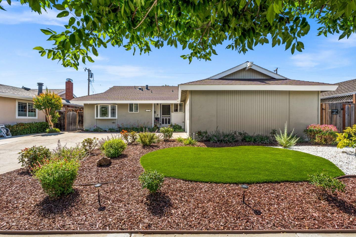 Property Photo: 1296 Ashcroft Lane CA 95118