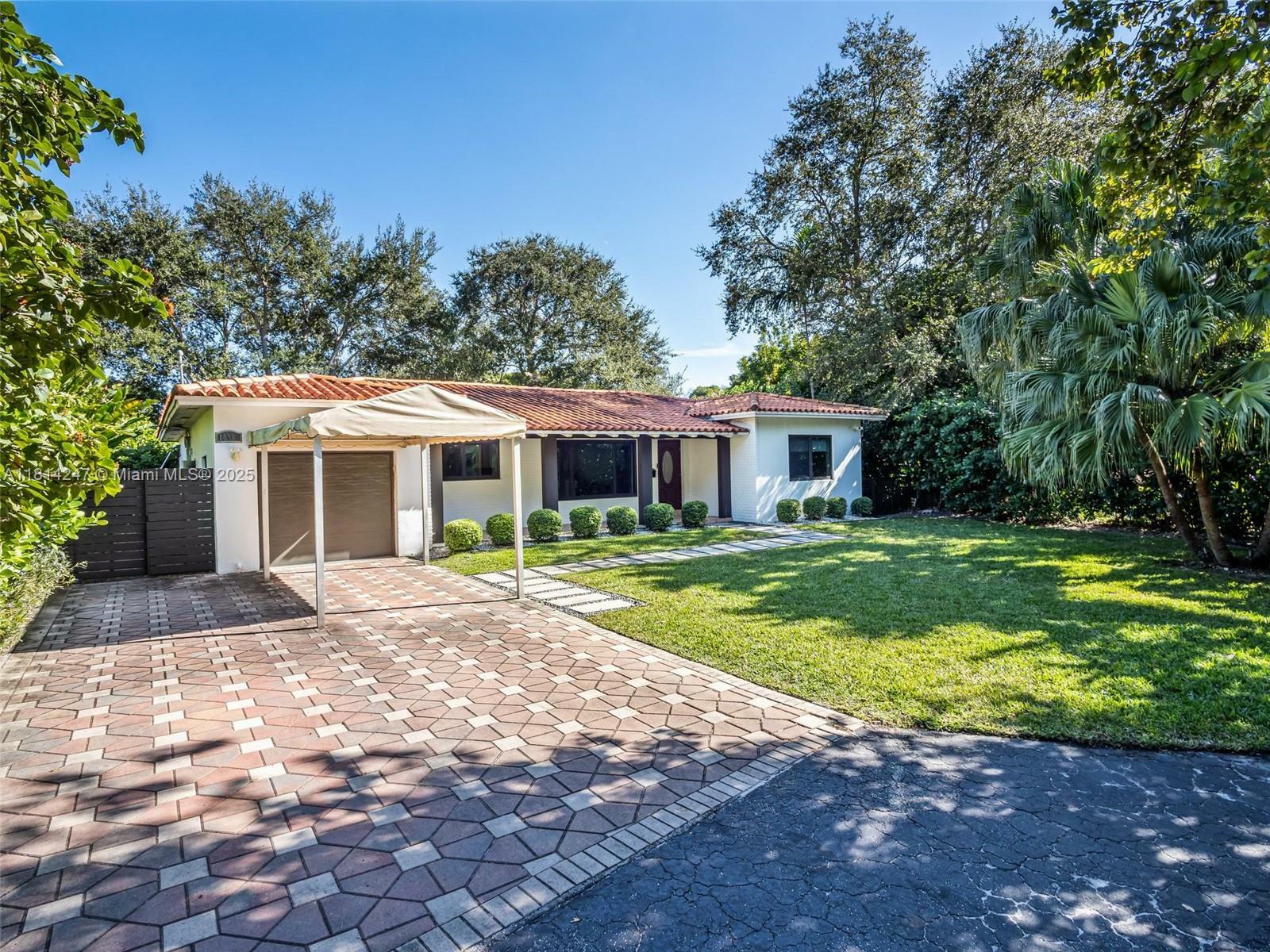 Property Photo: 10801 NE 8th Ct FL 33161