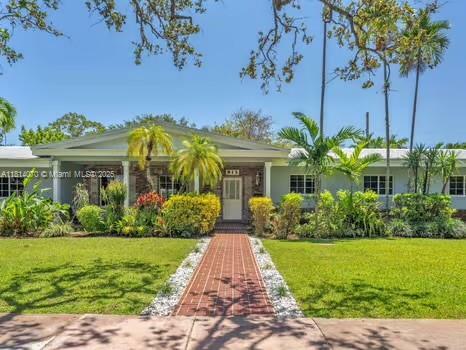 Property Photo: 915 Country Club Prado FL 33134
