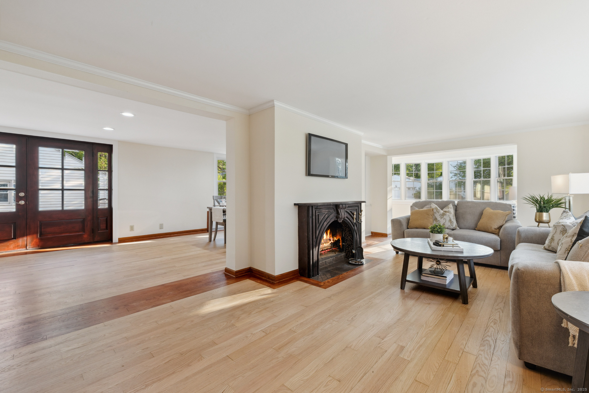 Property Photo: 1693 Asylum Avenue CT 06117