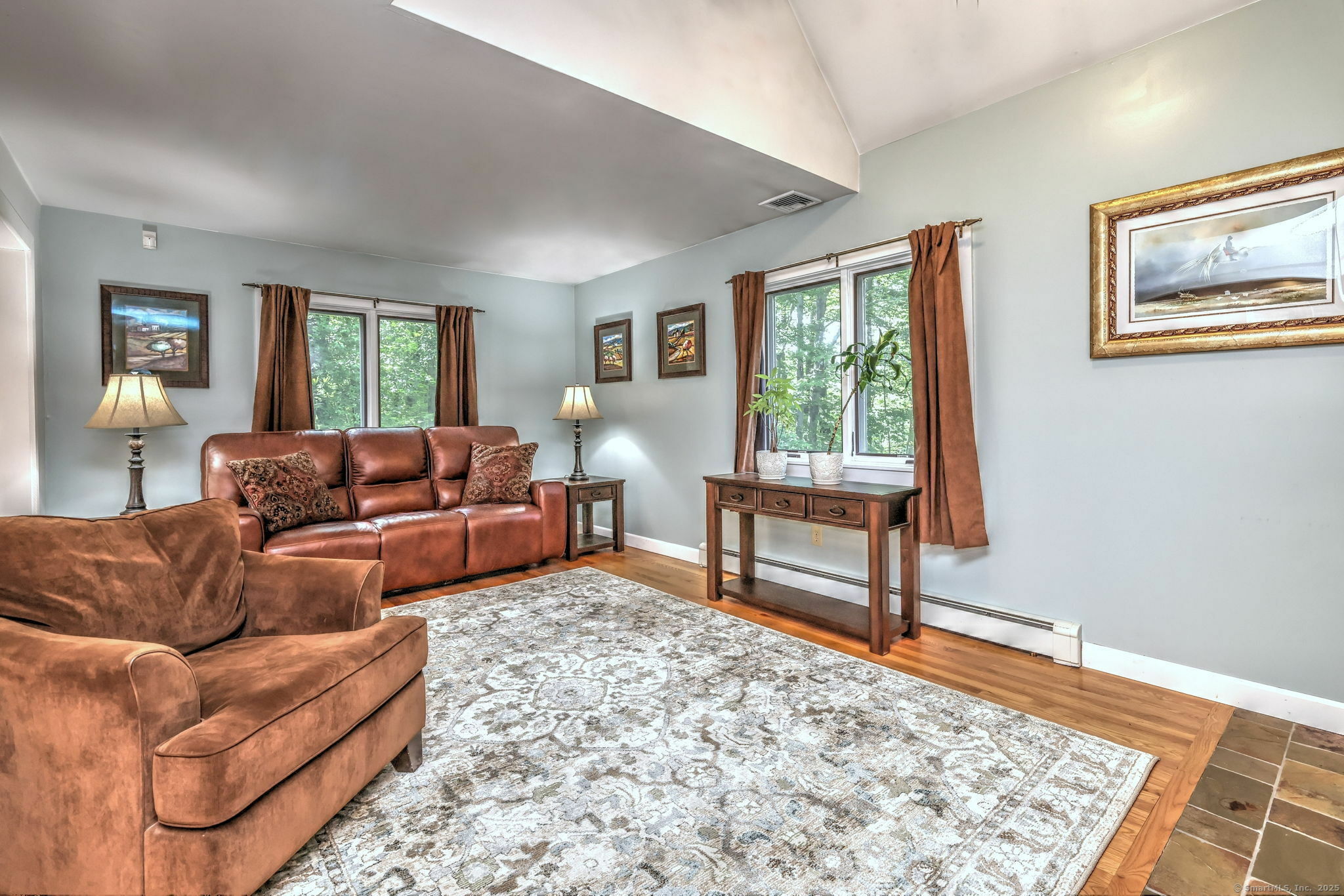 Property Photo: 76 Crestwood Road CT 06524