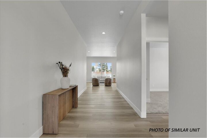 Property Photo: 1109 - Unit 22 N Country Club Dr Unit 22 WA 99006