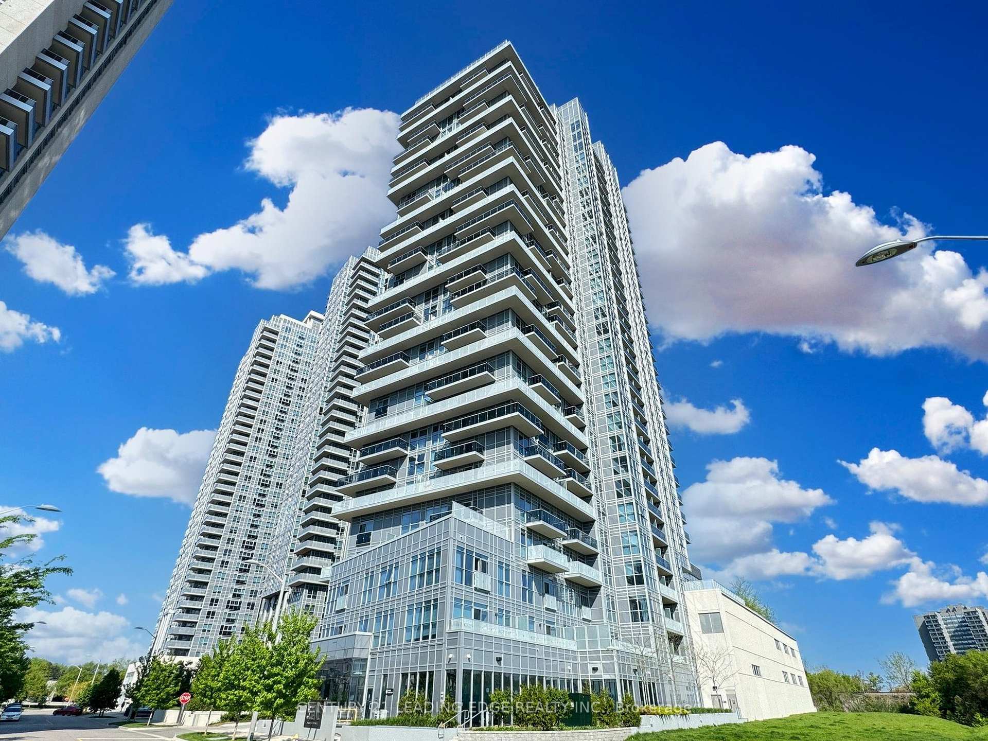 225 Village Green Square 604  Toronto ON M1S 0N4 photo