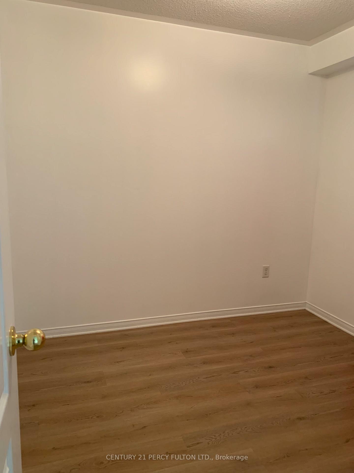 Property Photo: 77 Wyper Square ON M1S 0B5