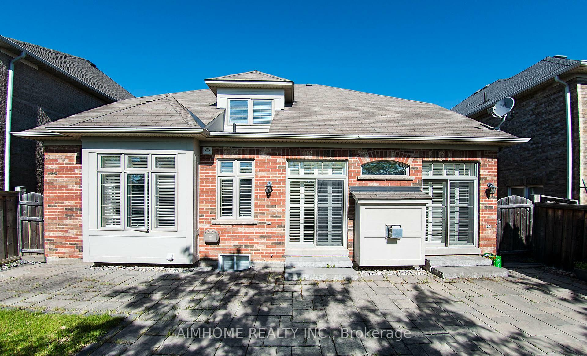 Property Photo: 4198 Fuller Crescent ON L7M 0M5