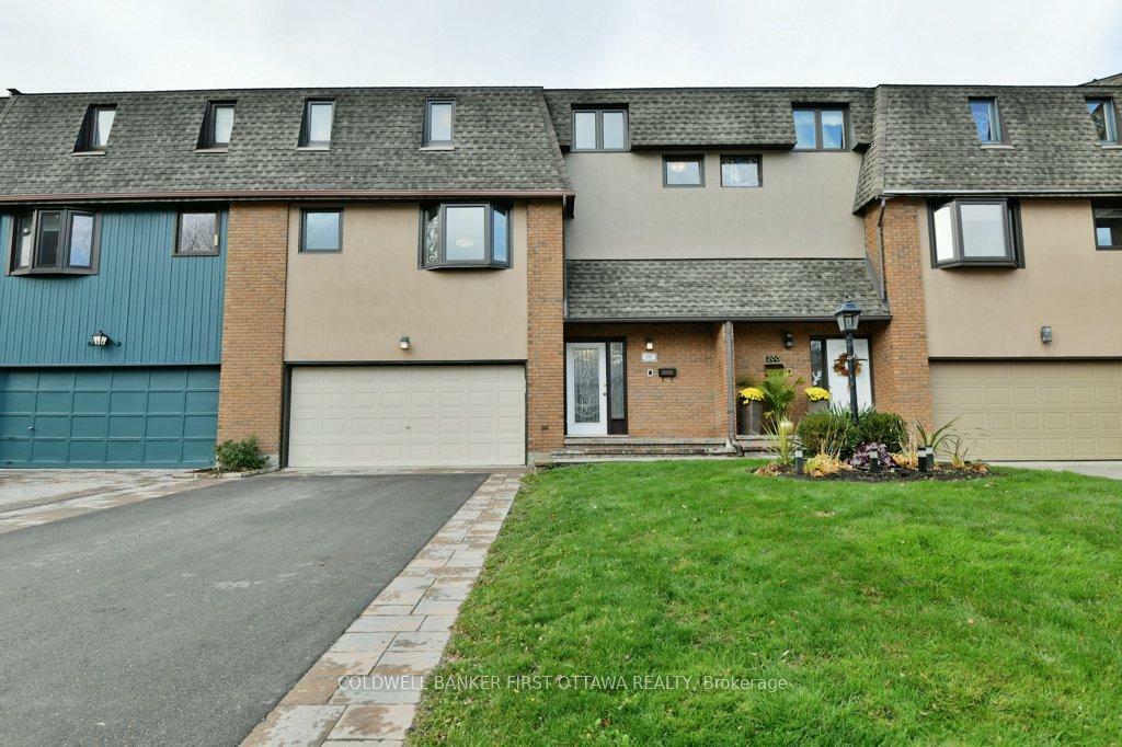Property Photo: 202 Kehoe Street ON K2B 6A5
