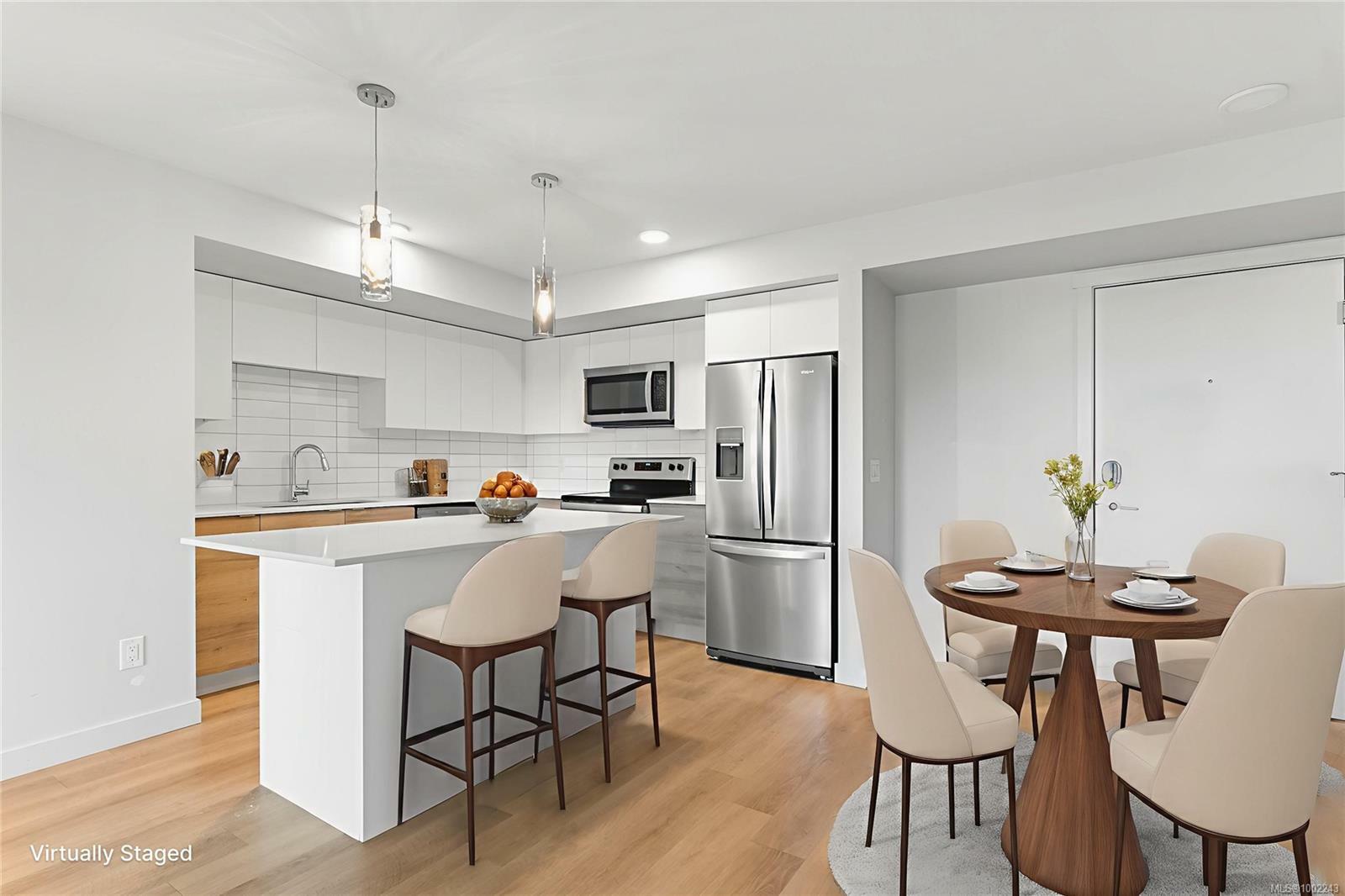 Property Photo: 4810 Cedar Ridge Pl 301 BC V9T 0M7