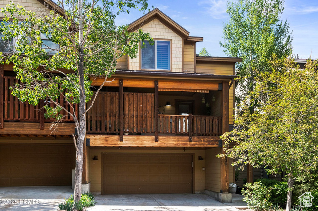 Property Photo: 5521 N Freestyle Way UT 84098