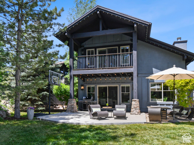 Property Photo: 7841 Engen Loop UT 84098