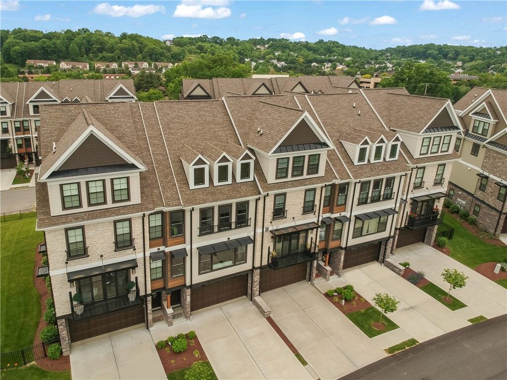 Property Photo:  302 Highpointe Dr  PA 16046 