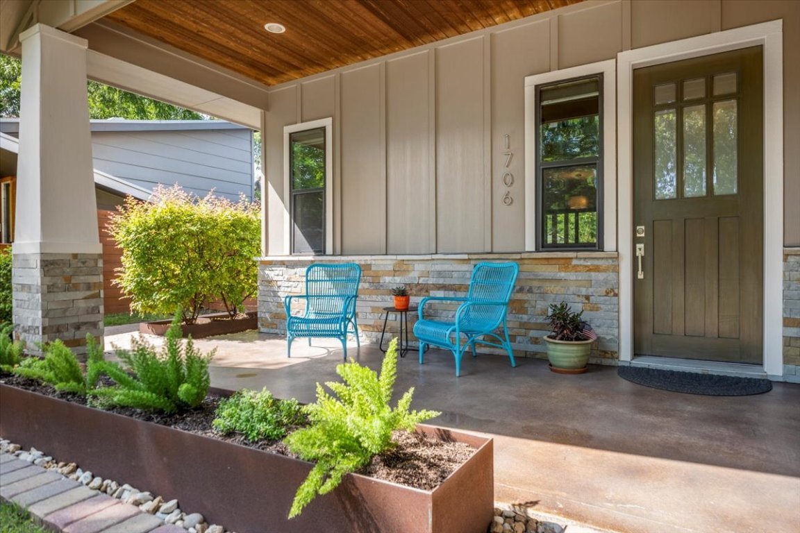 Property Photo: 1706 Canterbury Street TX 78702